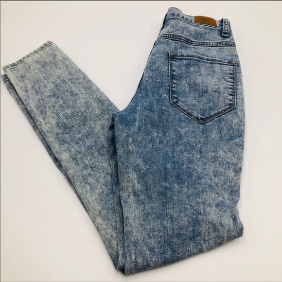 UO-BDG High Rise Seam Jean In Acid Wash Skinny - Picture 5 of 8